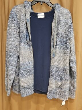 2 Piece Hooded Zip-up Sweater & Navy Blue Top
